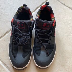 DC skateboard shoes - men’s 8